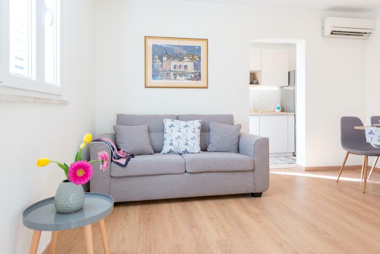 Eden Apartment *